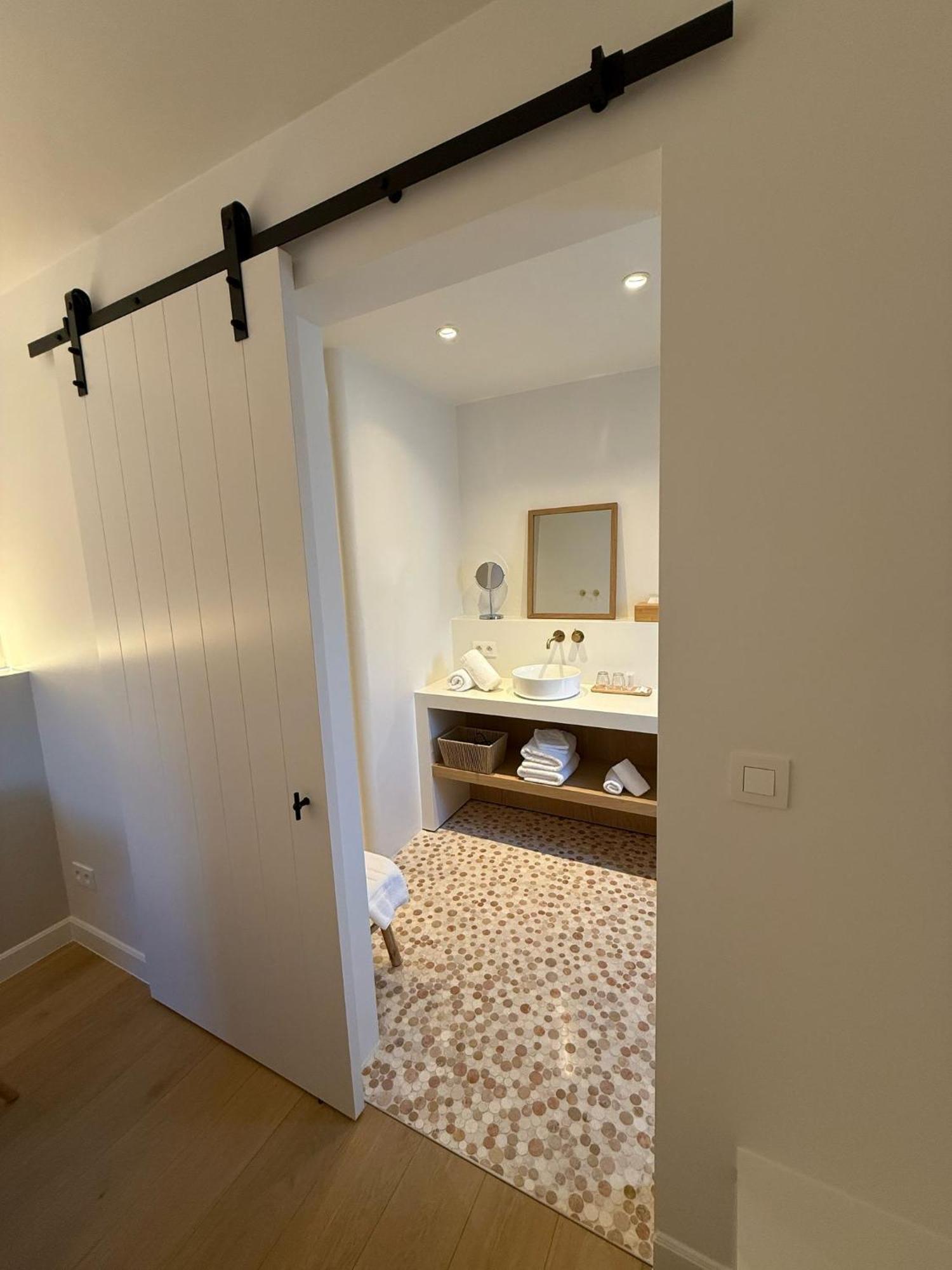Huyze Vinteling Bed & Breakfast อีปส์ ภายนอก รูปภาพ